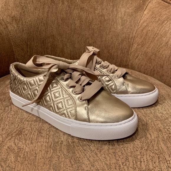 infant size 5 nike trainers